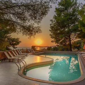 Greek Pride Cronwell Rahoni (adults Only) Νέα Σκιώνη